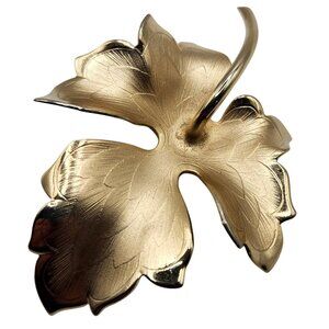 Vintage 1960s Giovanni Leaf Brooch Gold Tone Signed Textured Mid Century Jewelry